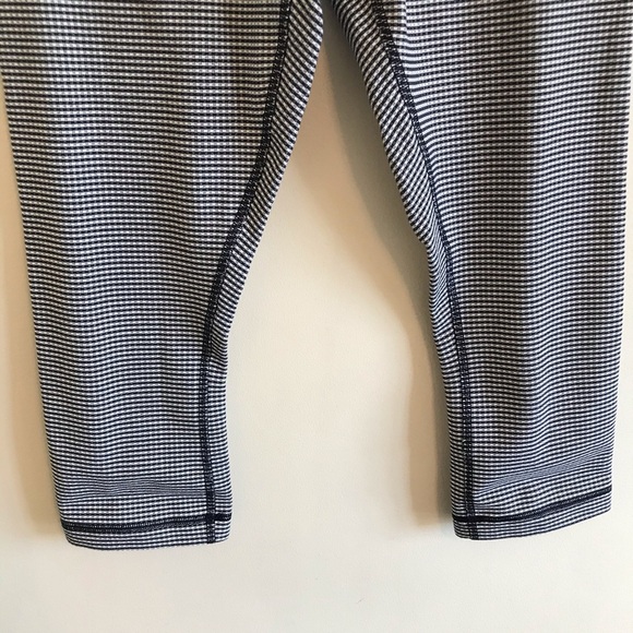 Lululemon Wunder Under Navy Gingham Crop Leggings - Picture 3 of 8